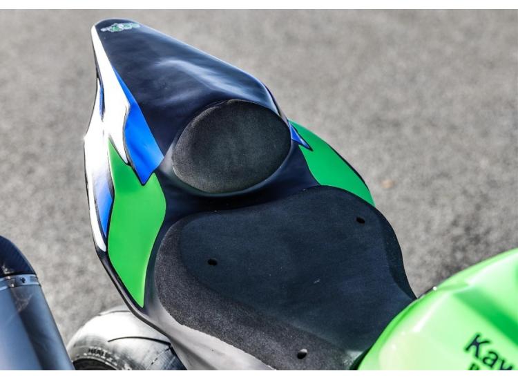 Coupe ZX-4RR : l’esprit de compétition à l’état pur