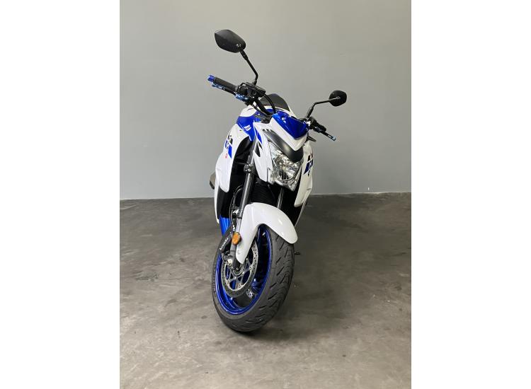 SUZUKI GSX-S 1000  DSN MOTOS 40