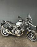 SUZUKI 650 DL / 124.57€/MOIS* / DSN MOTOS 40