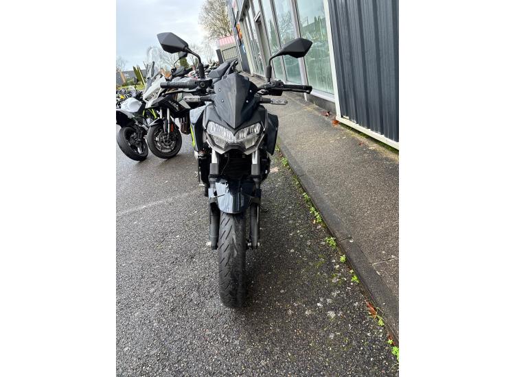 KAWASAKI Z400  / 133.89€/MOIS* / DSN MOTOS 40