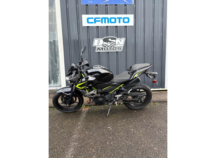 KAWASAKI Z400  / 133.89€/MOIS* / DSN MOTOS 40